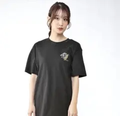ツイステッドワンダーランド／サバナクローイメージTシャツ レオナ L