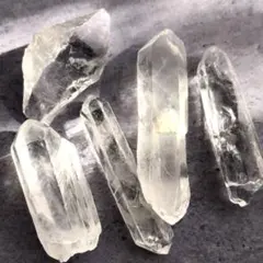 【虹入り！バーコード模様美！大特価】レムリアンシードクリスタル　水晶　ポイント