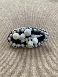 ミナペルホネンハンドメイド花モチーフブローチ