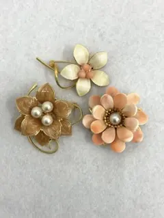 23.414【ブローチ】珊瑚　パール　花　貝　ヴィンテージ　アンティーク
