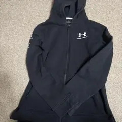 Under Armour フルジップパーカー YXL
