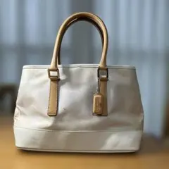COACH ハンドバッグ　チャーム付き