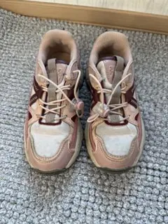 Item thumbnail for item e7bd60c3-33d3-4f37-b3d5-ca57db633171