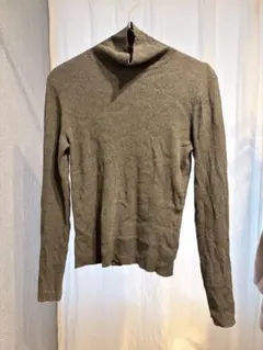 グレー タートルネック ニット 長袖