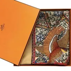 本日限りお値下げ！【超美品】HERMES カレジェアン 90大判　ストール 本日限りお値下げ！【超美品】HERMES カレジェアン 90大判 ストール