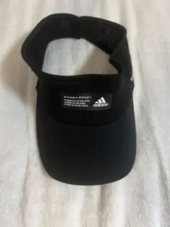 adidas. サンバイザー