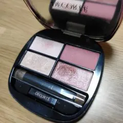 コスメデコルテ コントゥアリングアイシャドウ 018