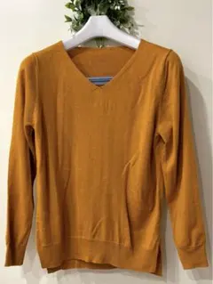 Vネック 長袖ニット　オフィスカジュアル