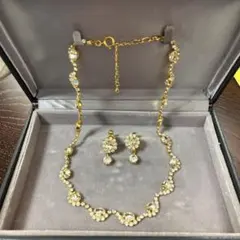 Item thumbnail for item 1eafdba1-394c-462d-b86f-83afed8ca8af