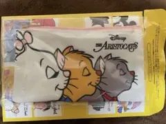 ディズニーストア　シークレットポーチ　おしゃれキャット