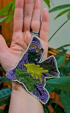 ハンドメイド ビーズ刺繍ブローチ☆鳥