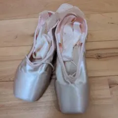 Item thumbnail for item efde8a32-184b-4d24-8660-d4c09595cbc9