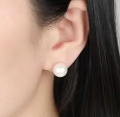 ホワイトパール スタッドピアス