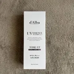 d'Alba UV ESSENCE WATERFULL TONE-UP パープル