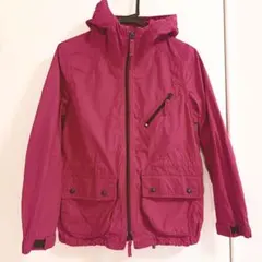 赤・紅色・ピンク　フード付きマウンテンパーカー　綿