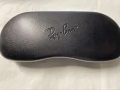 Ray-Ban RB2132 ブラックサングラス ケース付き