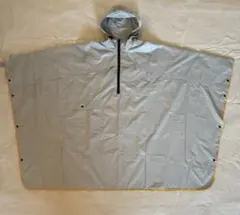 【未使用】レインポンチョ グレー 収納袋付き 撥水加工 雨具 通勤 通学のサムネイル