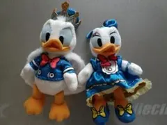 ドナルド・デイジーぬいぐるみバッジ