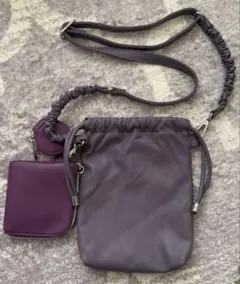カシュカシュ cachecache / バンジーコード巾着スマホショルダー 紫のサムネイル
