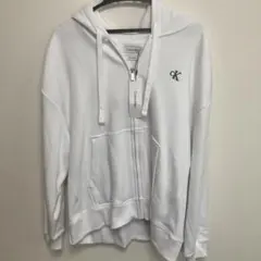 明日まで8500円！！ Calvin Klein ホワイト パーカー L/G