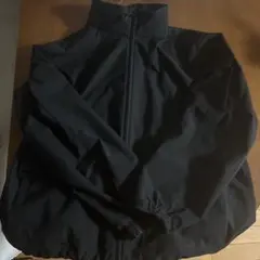 2024購入・ナイロンジャケット 黒 ハイネック フルジップ