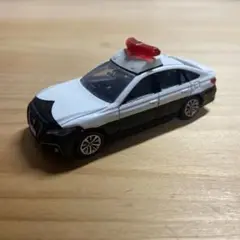 トミカプレミアム 改造品　トヨタクラウン 220系　パトカー