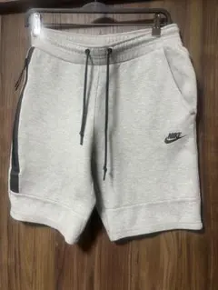 Nike テックフリース　ショートパンツ　初期モデル