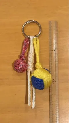 パラコードキーホルダー