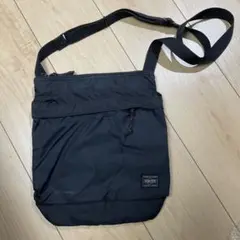 Item thumbnail for item f528dbd2-cb0f-4469-ab9c-94f3770b518b