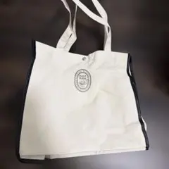 Item thumbnail for item 62820887-0281-4388-bd43-077af333d6c3