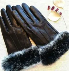 【新品・未使用】★試着のみ★本革★レディース手袋★ブラック★高級感あり★極美品