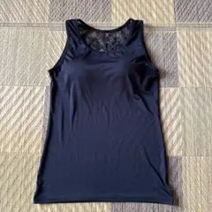 レース切り替え 黒 タンクトップ　カップ付き　Mサイズ