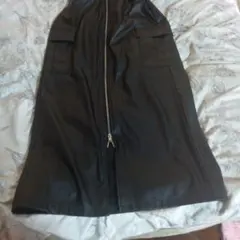 黒 合成皮革 タイトスカート