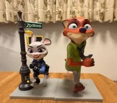 ズートピア toptoy ニックジュディ