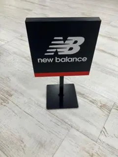 ニューバランス　看板　オーナメント　店舗用　ディスプレイ　 当時物　非売品 ニューバランス 看板 オーナメント ディスプレイ 当時物 非売品 - メルカリ