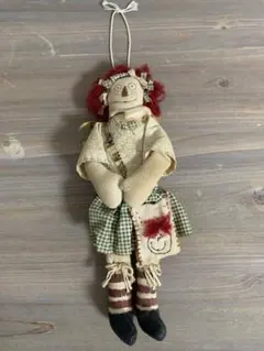 ポシェットをしたカントリードール