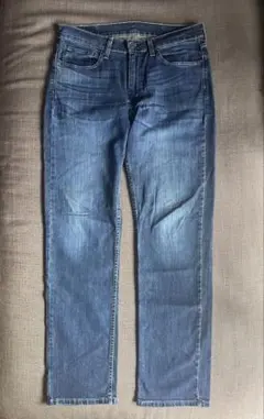 Levi's ストレートデニム514