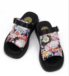 ScoLar スカラー　ベルト付き 2WAY花柄サンダルのサムネイル