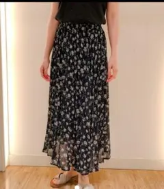 レトロガール✩ロングスカートのサムネイル