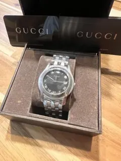 37 GUCCI 5500M 腕時計 ブラック文字盤 箱 保証書付き