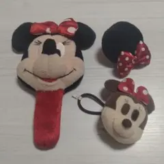 ディズニー　ミニーマウス　 ヘアアクセサリーセット。　手鏡・ヘアピン・ヘアゴム