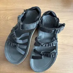 Teva ブラック アウトドアサンダル
