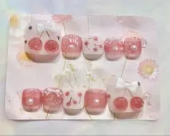 ネイルチップ　即購入ok さくらんぼ　赤　マグネット　リボン　ぷっくり　フット