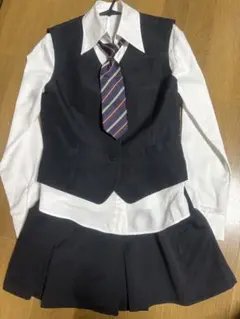 女子学生服 ミニスカートブラウス ベスト ネクタイ 4点セット　コスプレ衣装