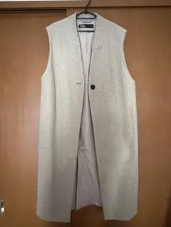 ZARA ベージュ ノースリーブ ベスト S