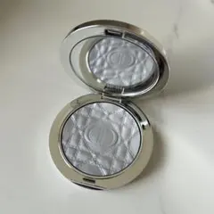 ディオールスキン フォーエヴァー グロウ ルミナイザー 05 ストロボ