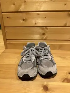 ニューバランス　ML2002R0D