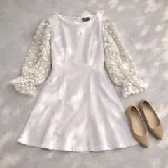 美品✨【ロジータ】フレアワンピース　花柄刺繍　バックリボン　アイボリー
