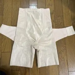 ワコールマタニティ　産後用骨盤リボンガードル