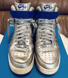 Nike Air Force 1 シルバー ハイカット